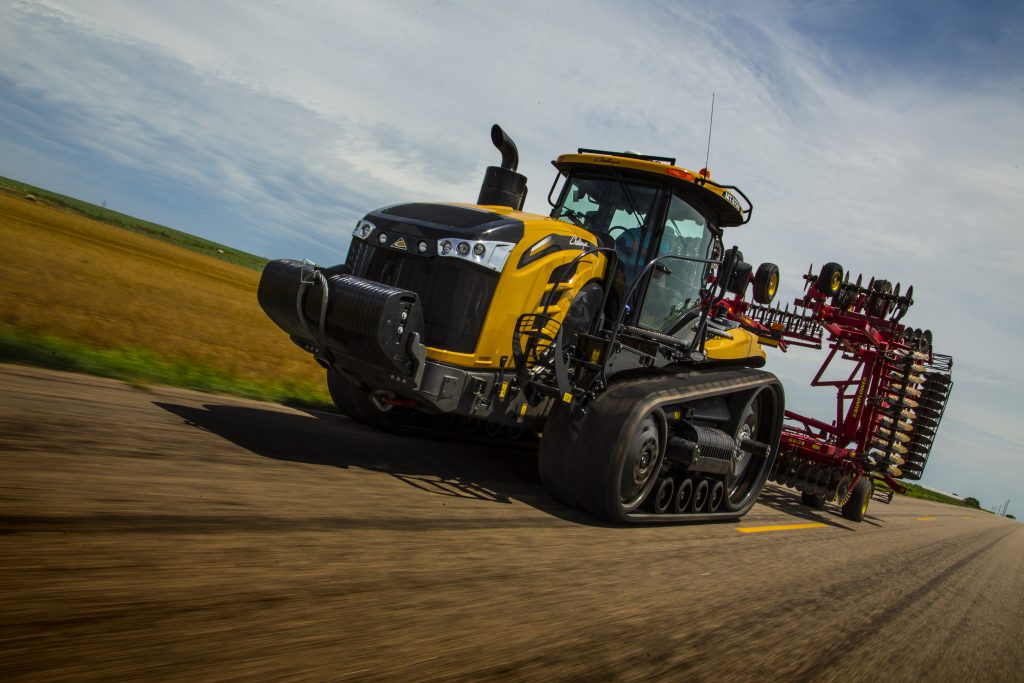 Challenger MT875E on Road