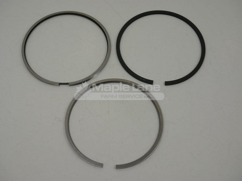 72275681 Piston Ring Set