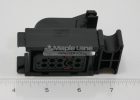 3162737 Plug