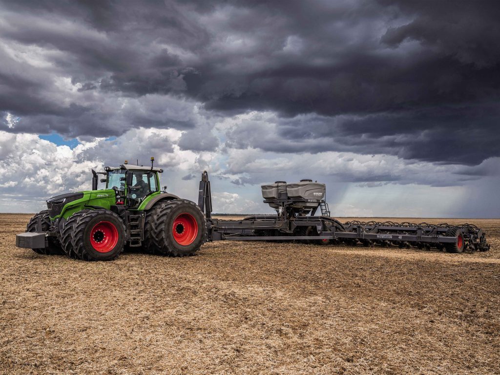 Fendt Momentum Planter Maple Lane Farm Service