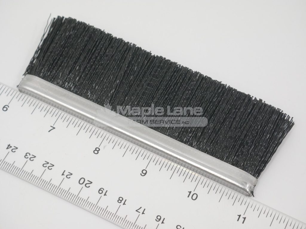 700731244 Brush