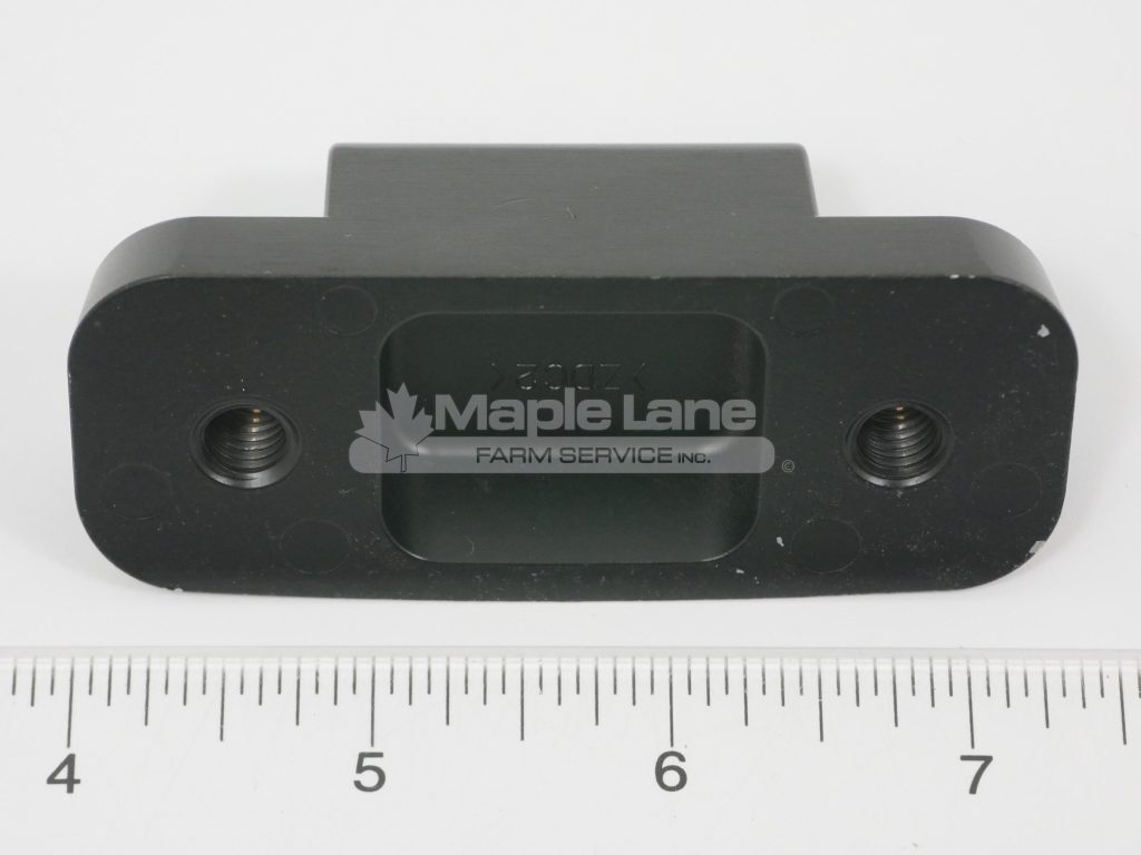 7067305M1 Door Hinge