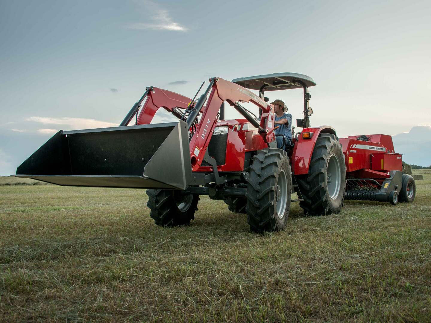 MF 4700 Global Series, Mid-Range Tractor