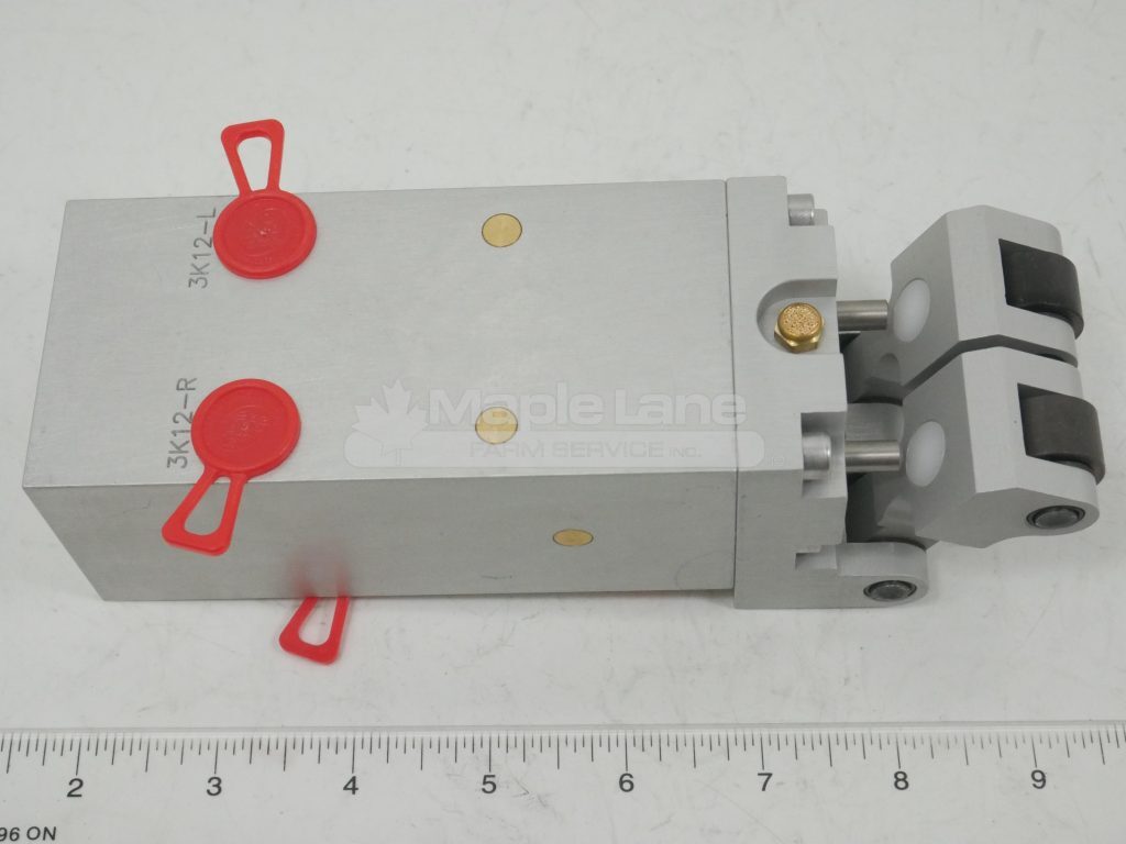 72673236 Valve Block