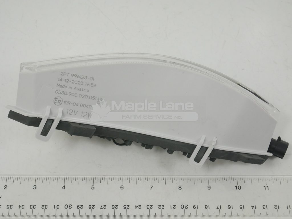 72661628 Headlight