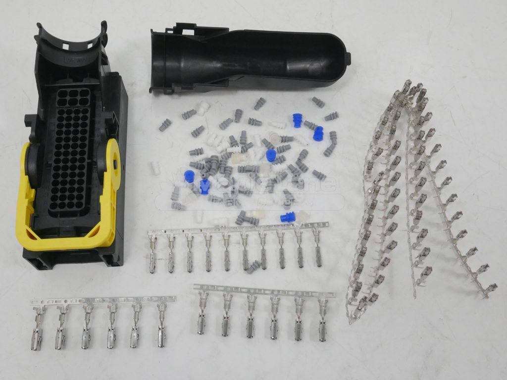 72440096 Connector