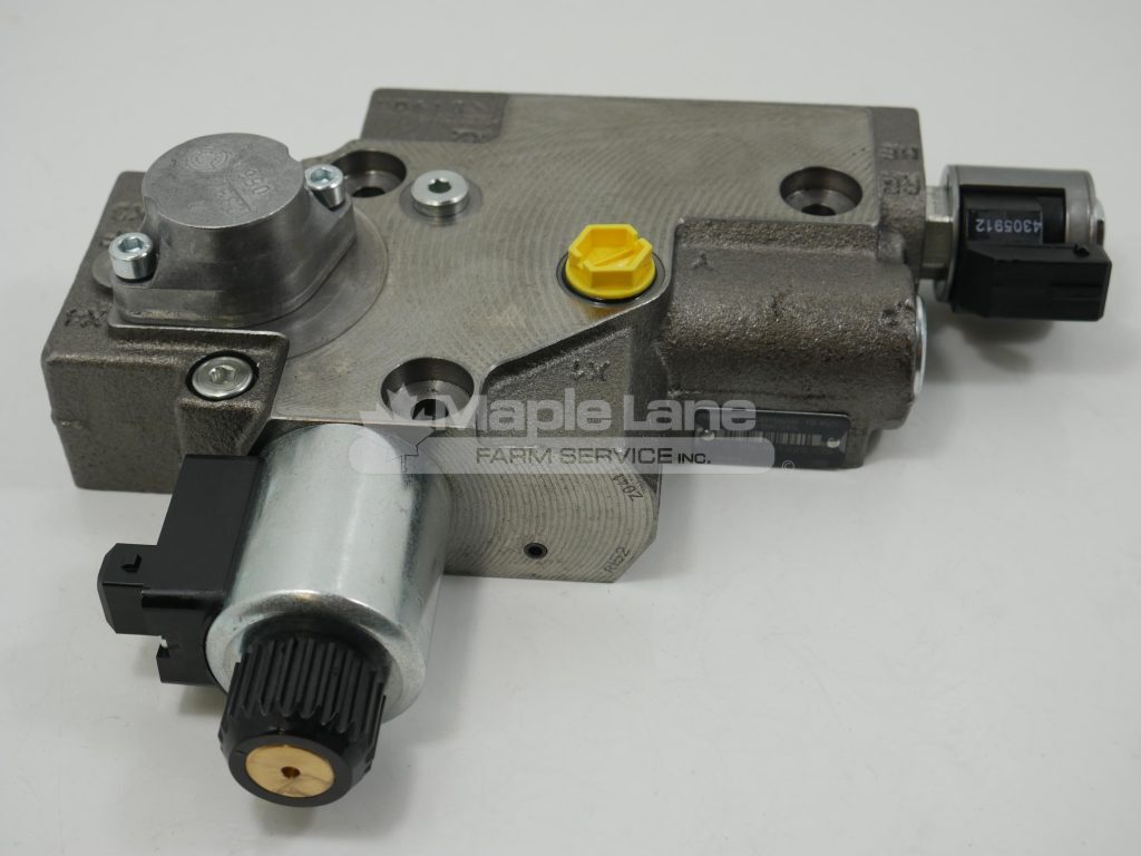 72474299 End Plate