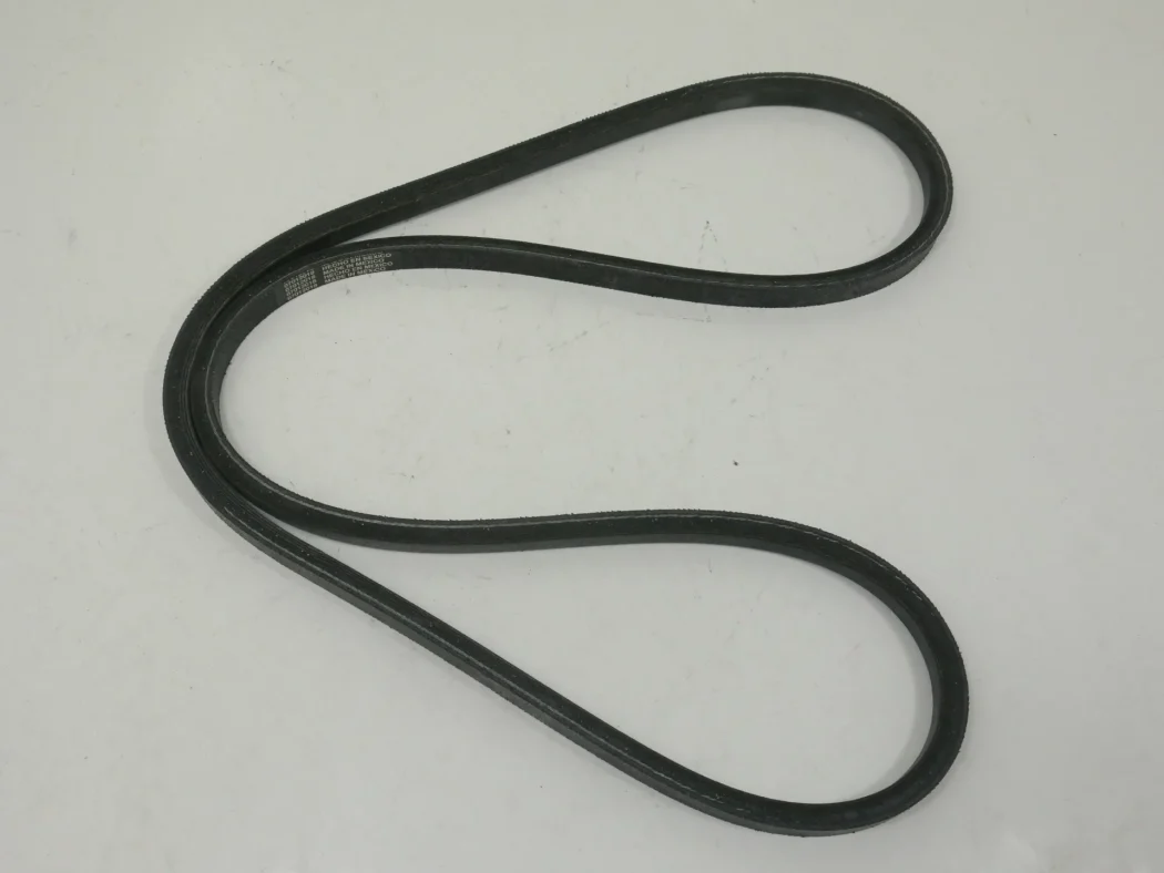 6627918 V-belt