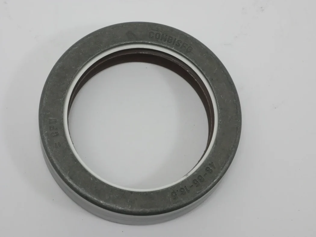 V34052110 Oil Seal