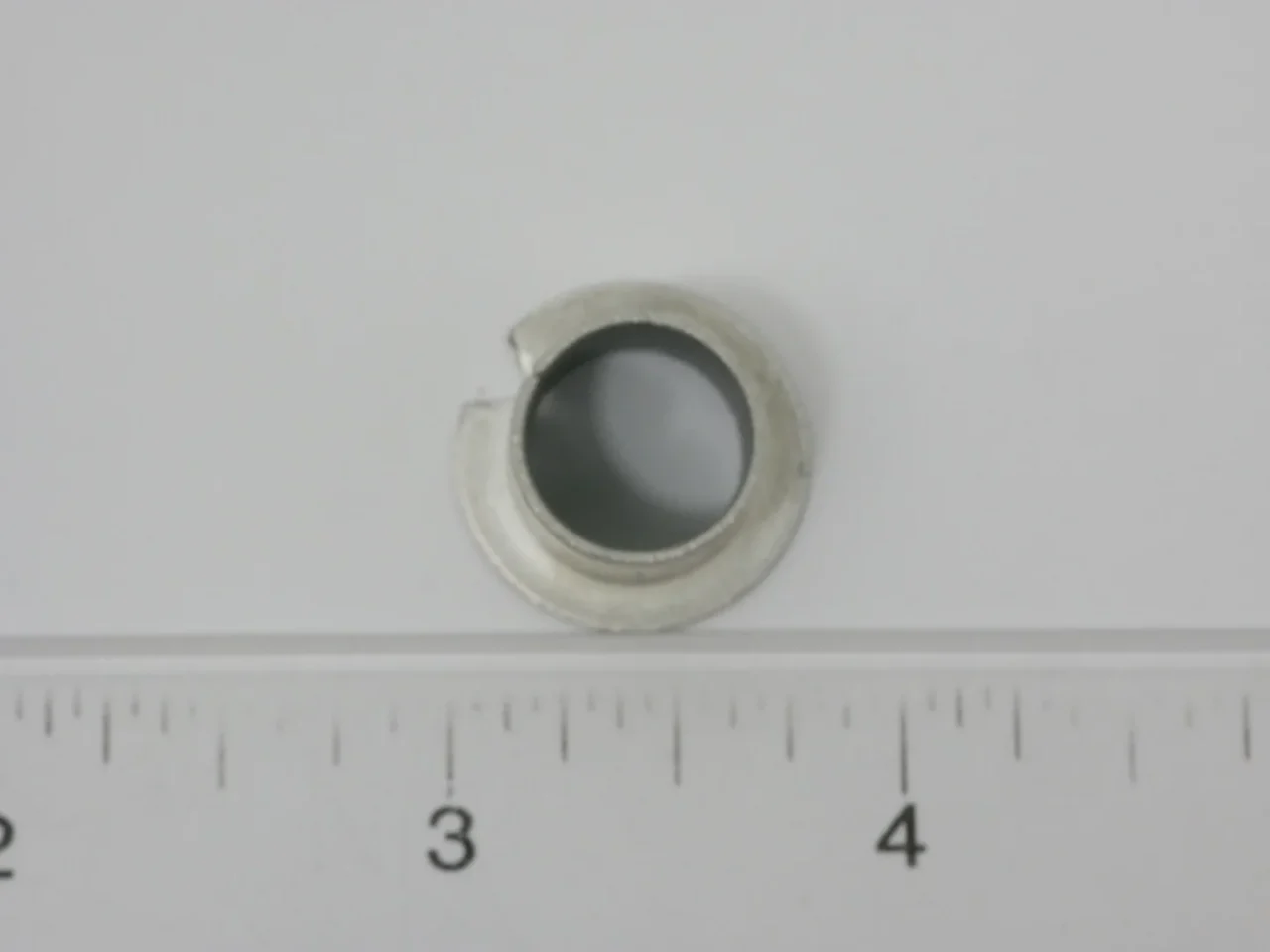 6316915M1 Flanged Bushing