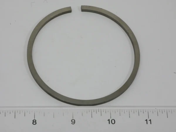 70229716 Retaining Ring