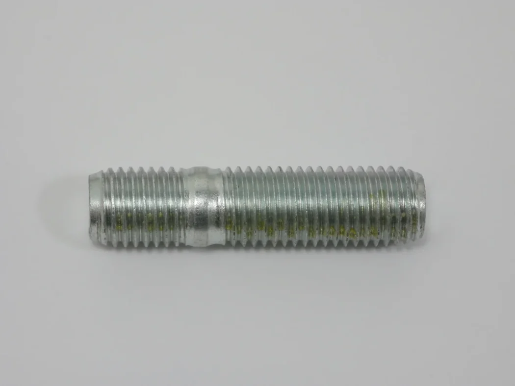 72374707 Stud Bolt