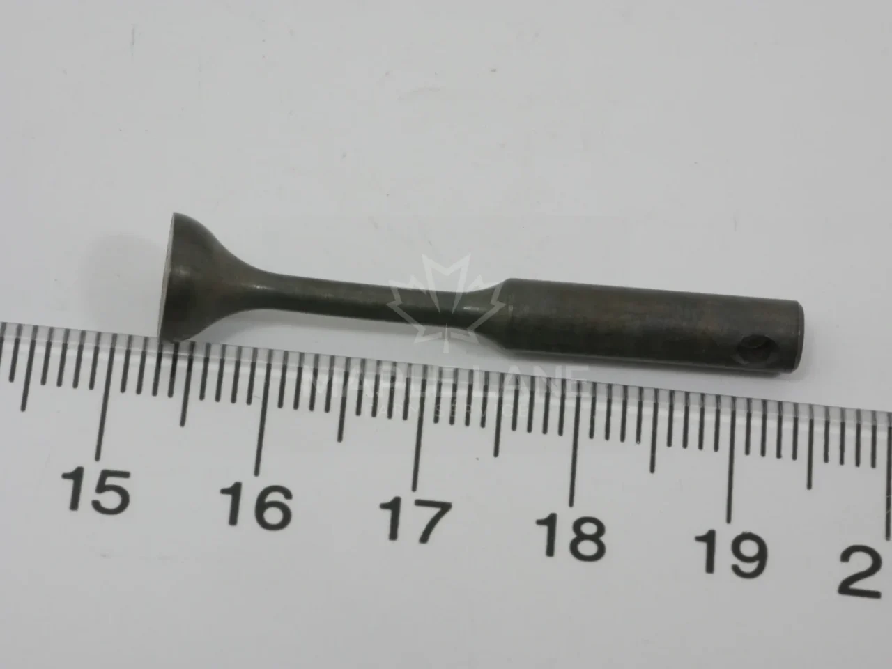 827552M1 Stem