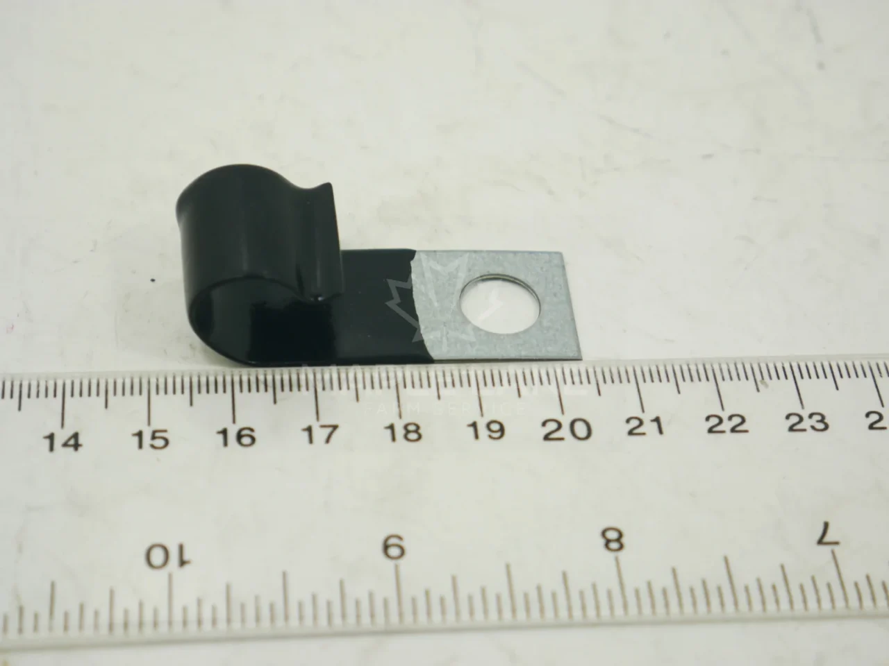 70929725 J-clip