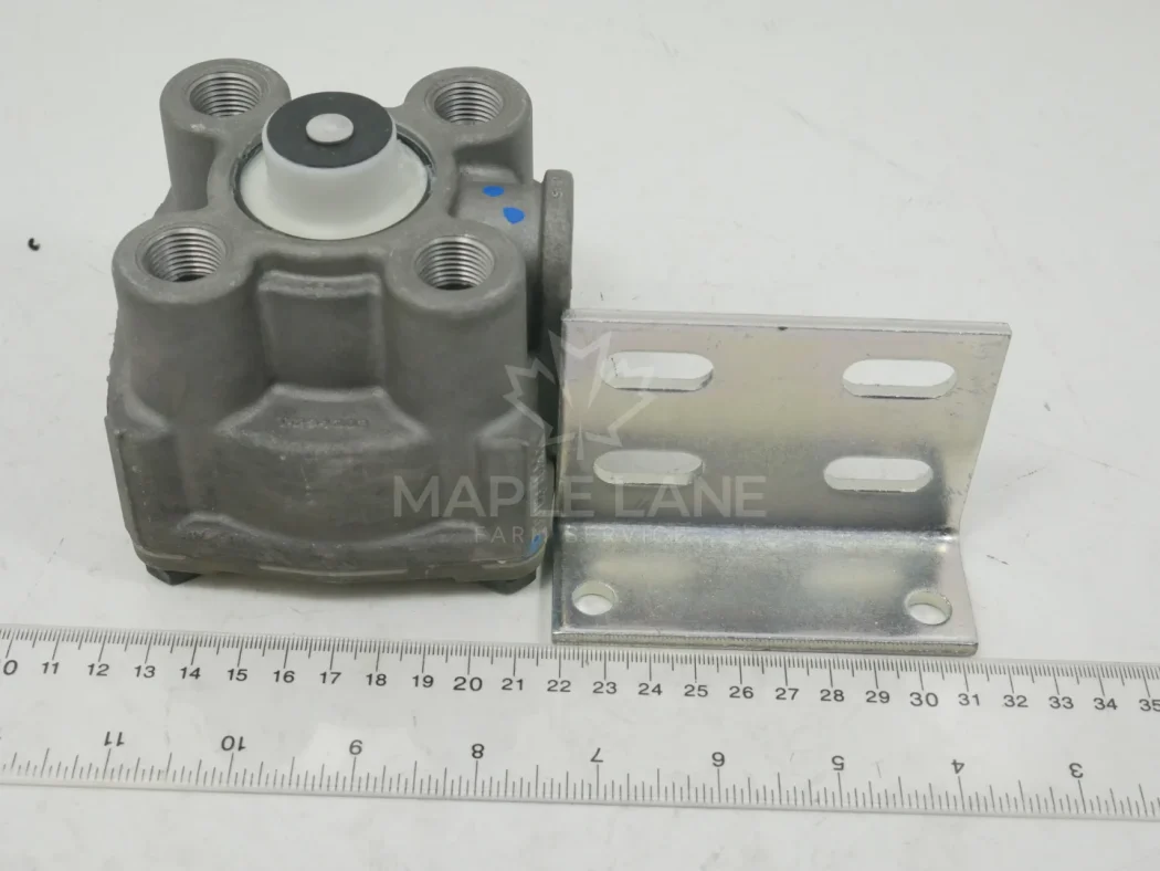 AG514754 r-12 relay valve