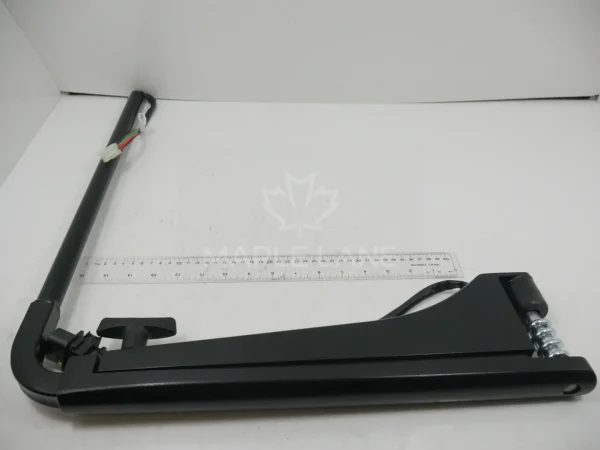 72638139 mirror bracket