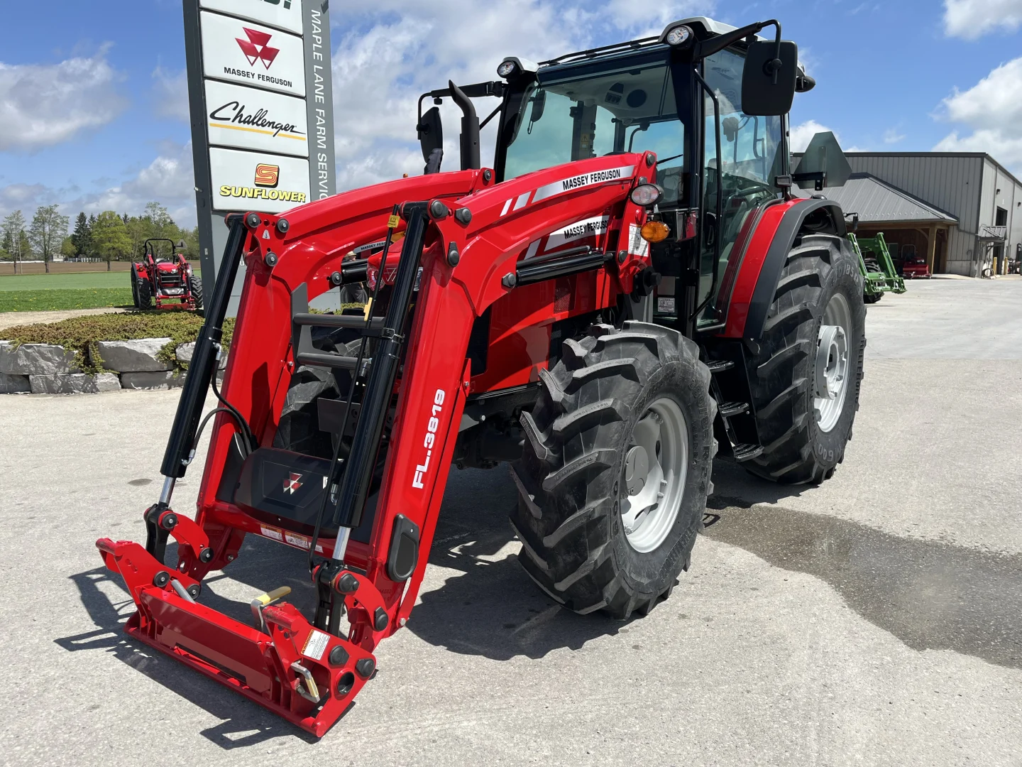 New 2024 Massey Ferguson  5711D