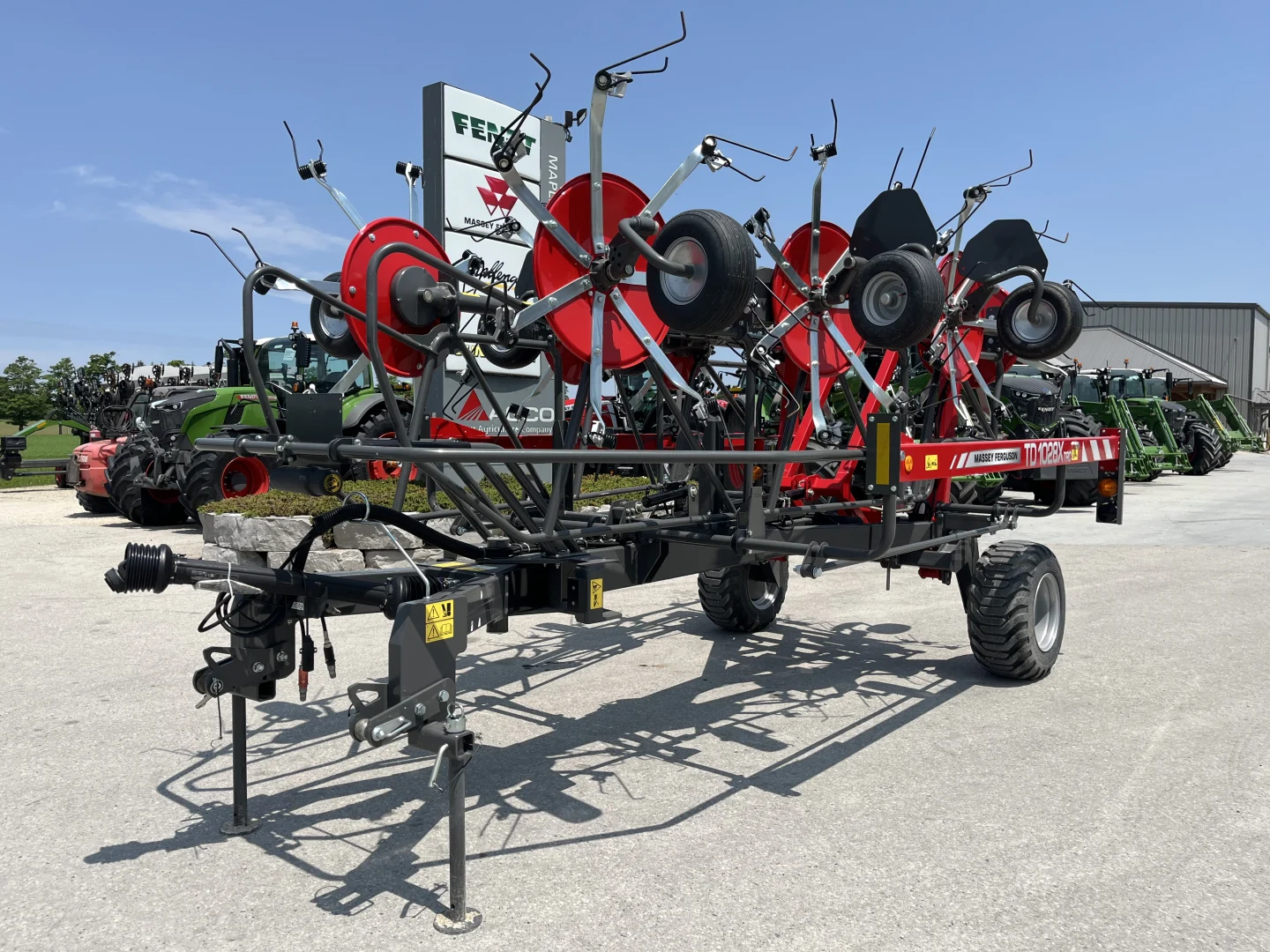 New 2024 Massey Ferguson  TD.1028X TRC