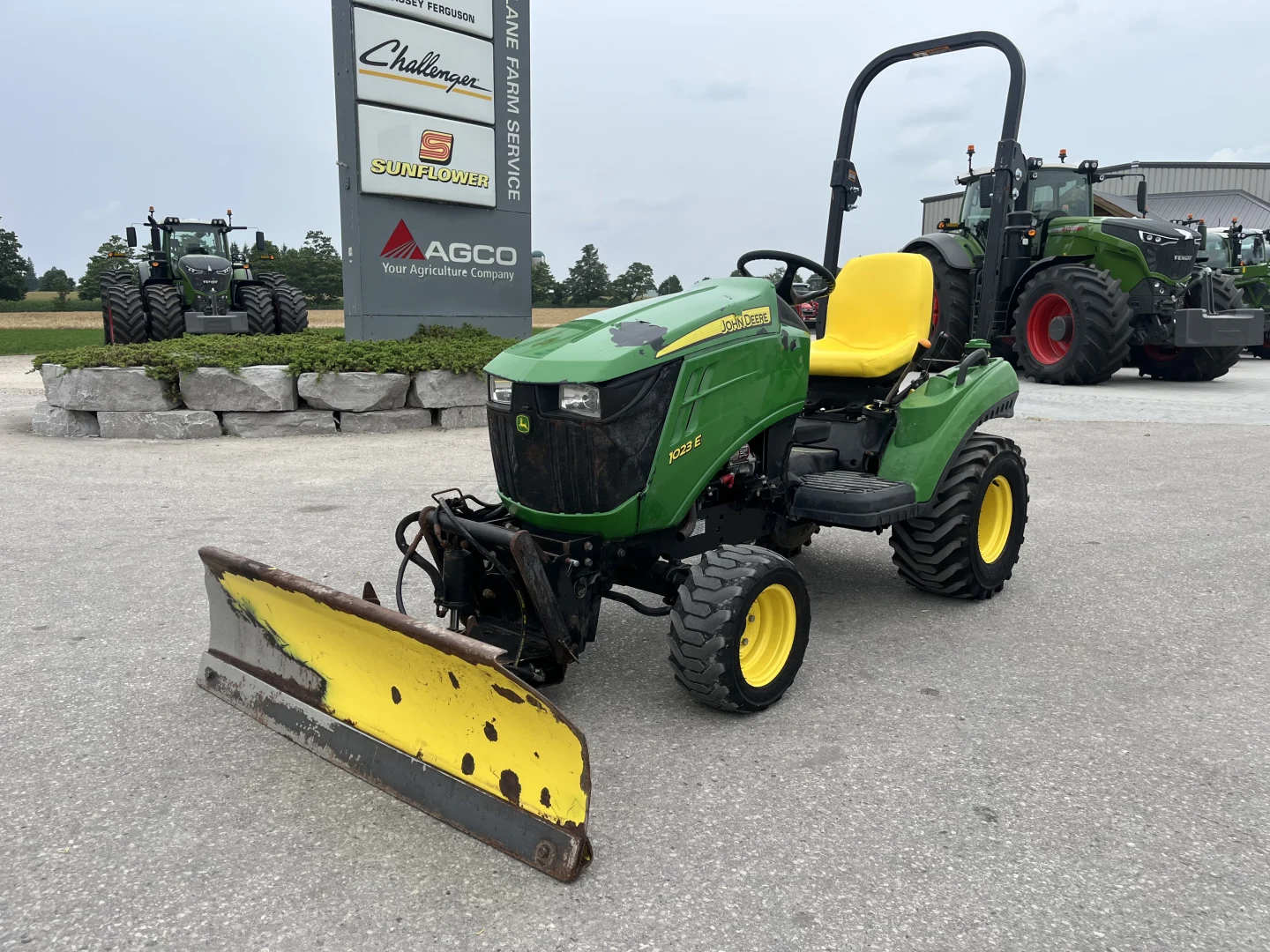 Used 2011 John Deere 1023E
