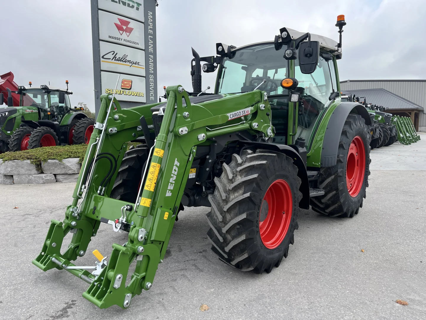 New 2025 Fendt 211