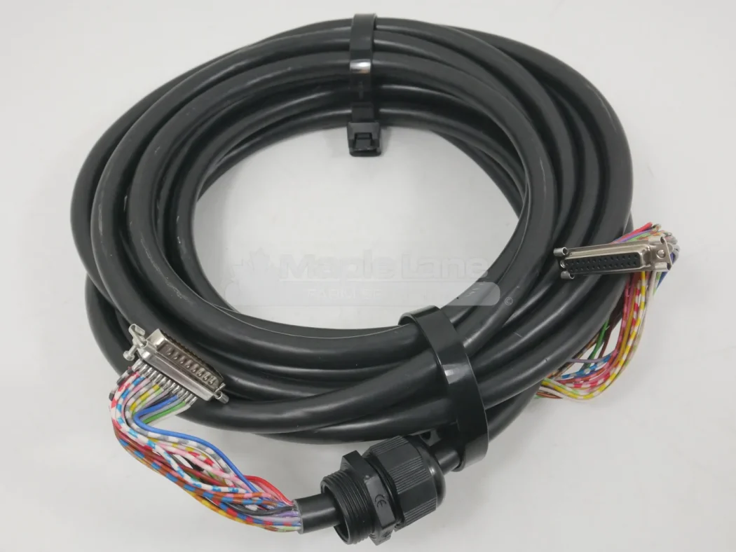 26016900 DB25M Cable