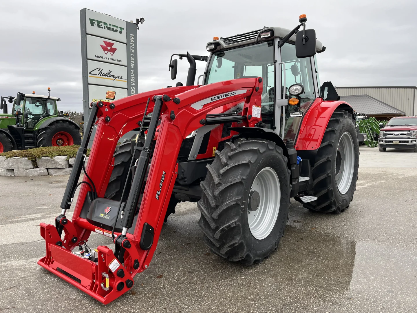 New 2025 Massey Ferguson 5S.135