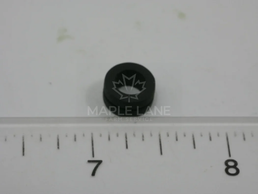 3907727M1 Bushing