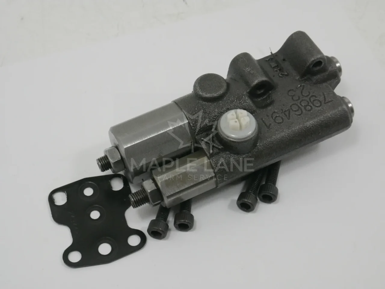 72453679 Valve