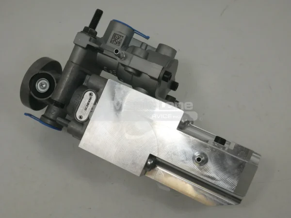 ACW198555B Brake Valve