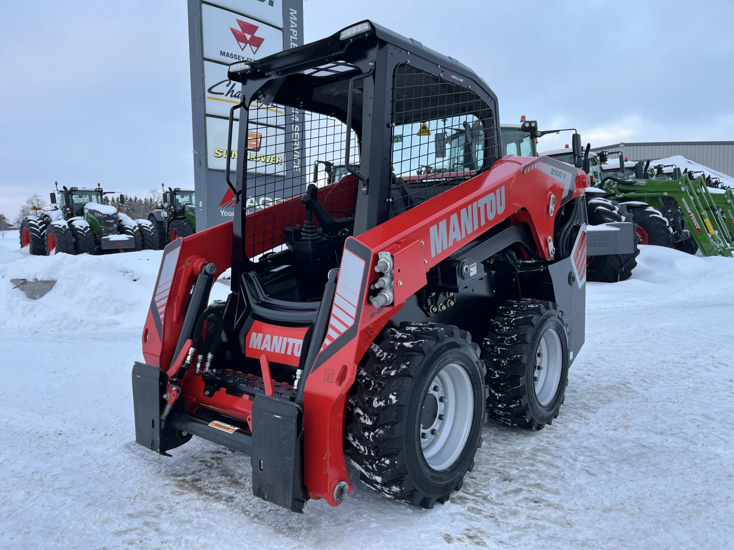 New 2023 Manitou 2100V