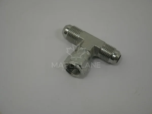 AG562709 Tee Fitting