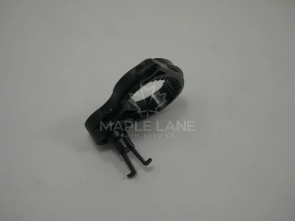 3907909M1 Lever