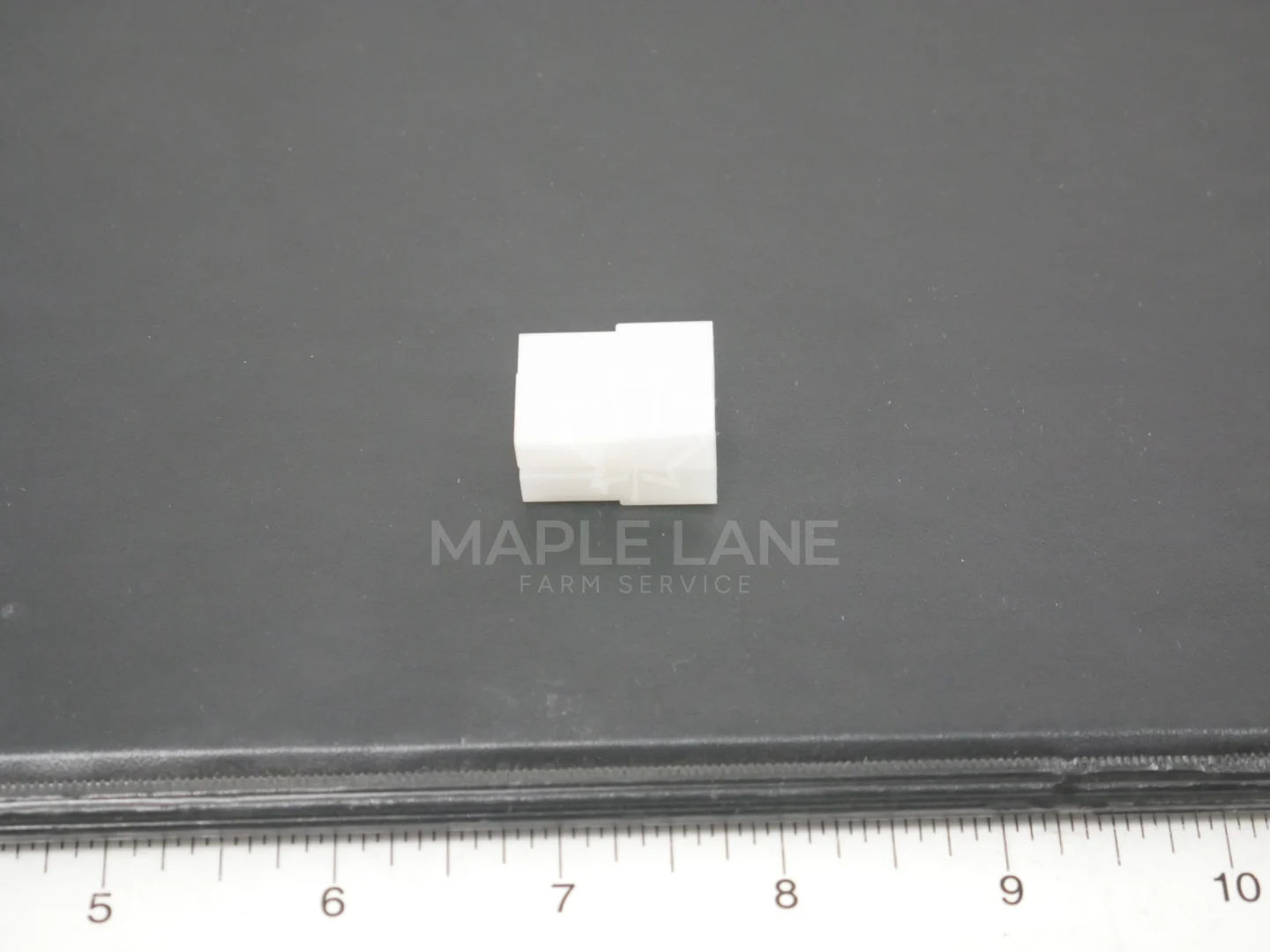 571-180941 Plug