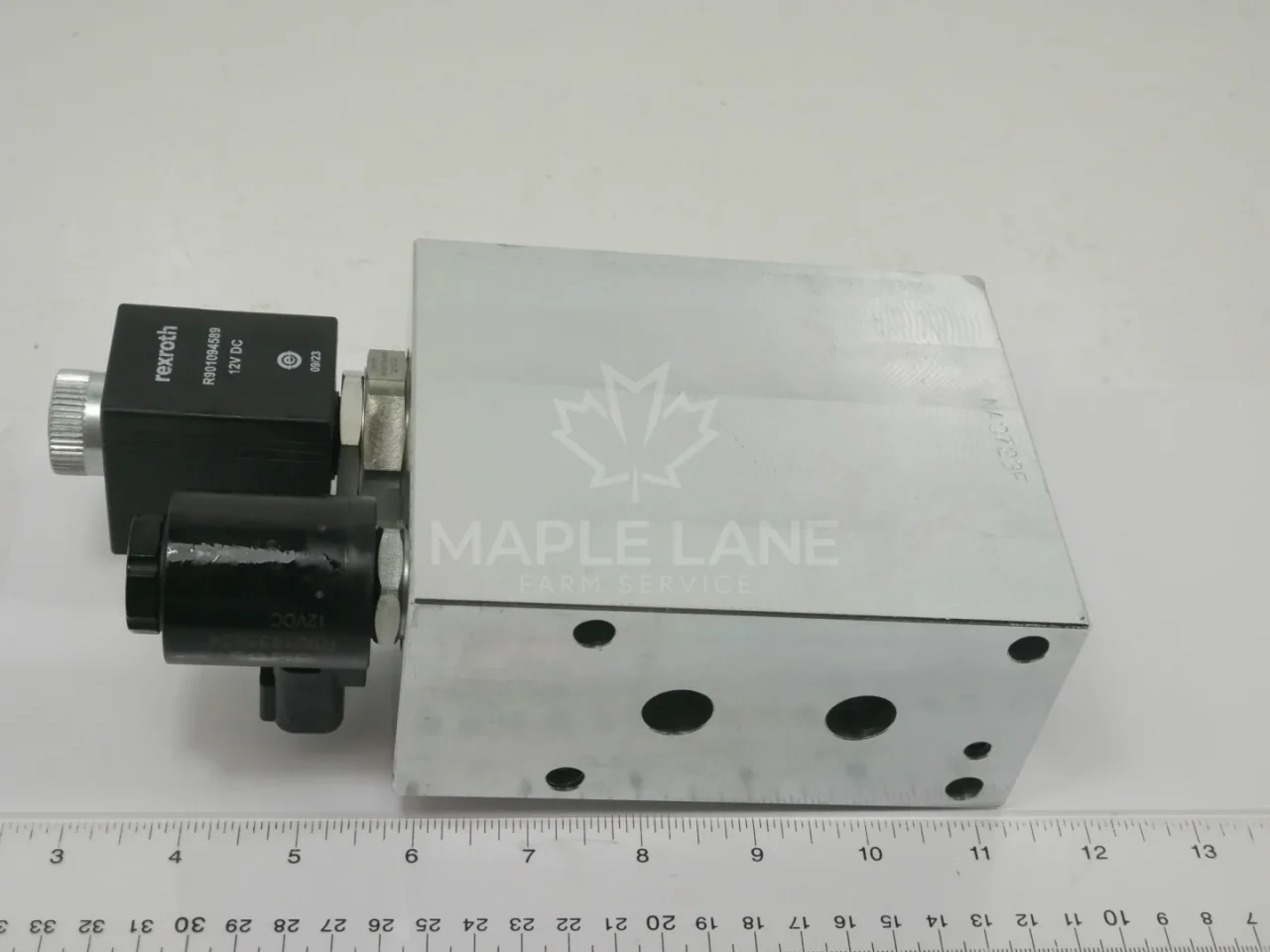 72673235 Valve
