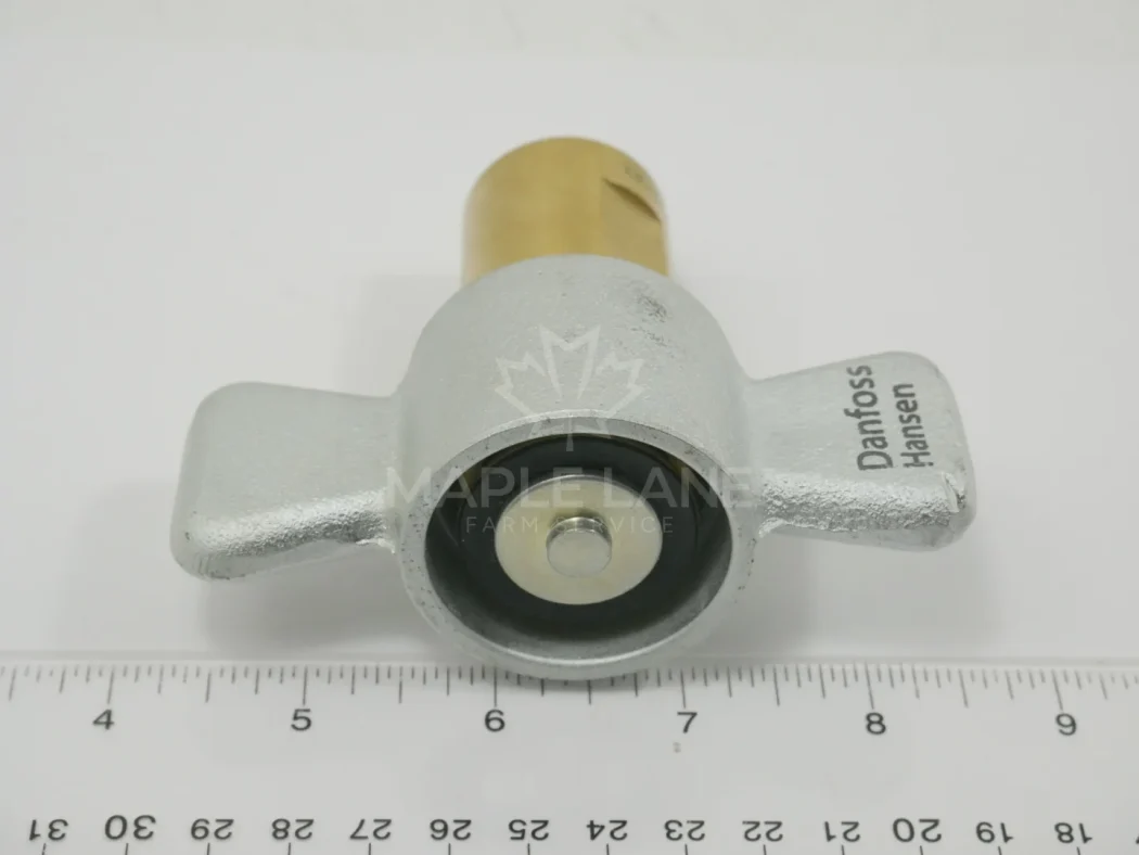 71358564 Coupler