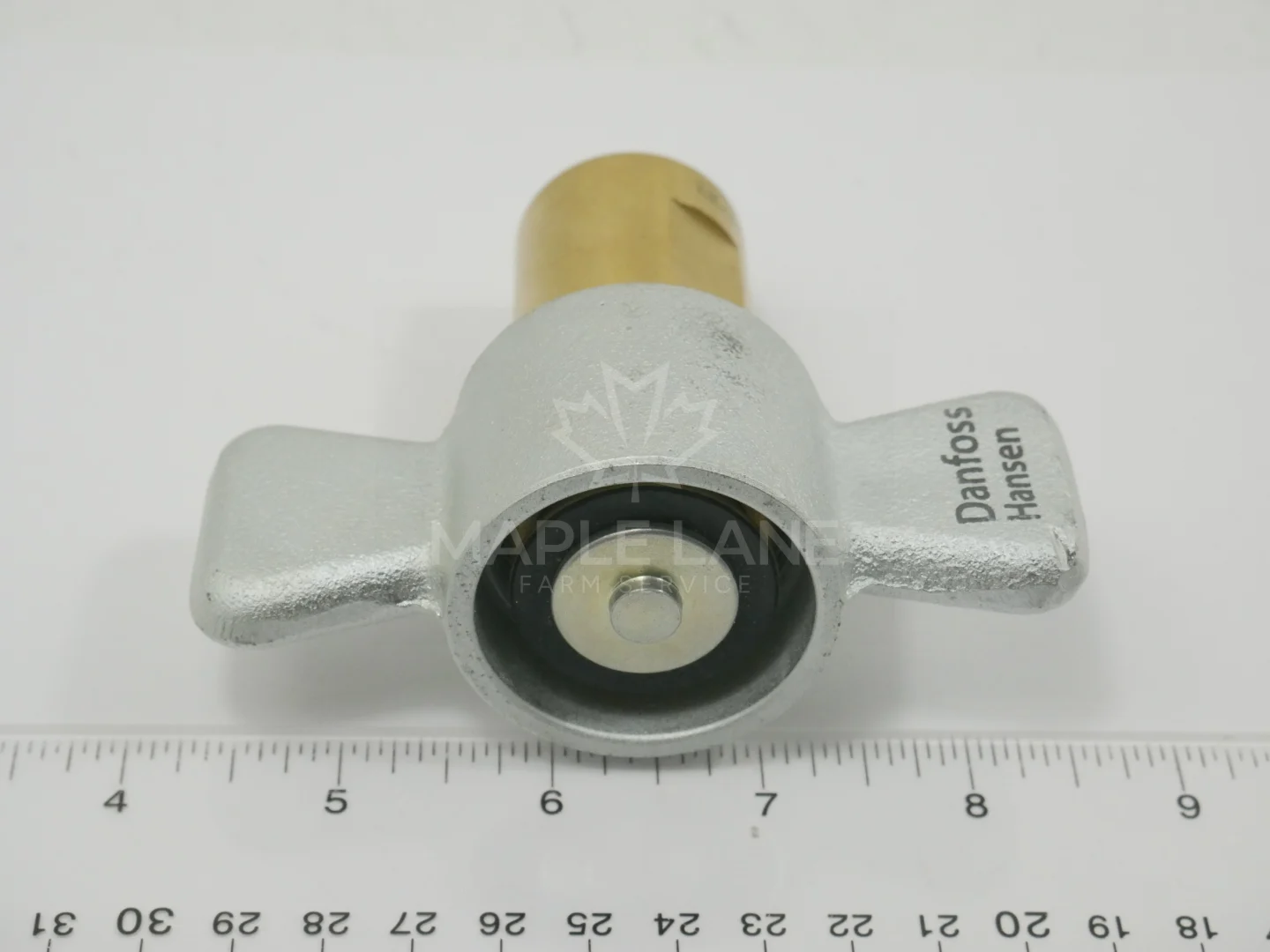 71358564 Coupler