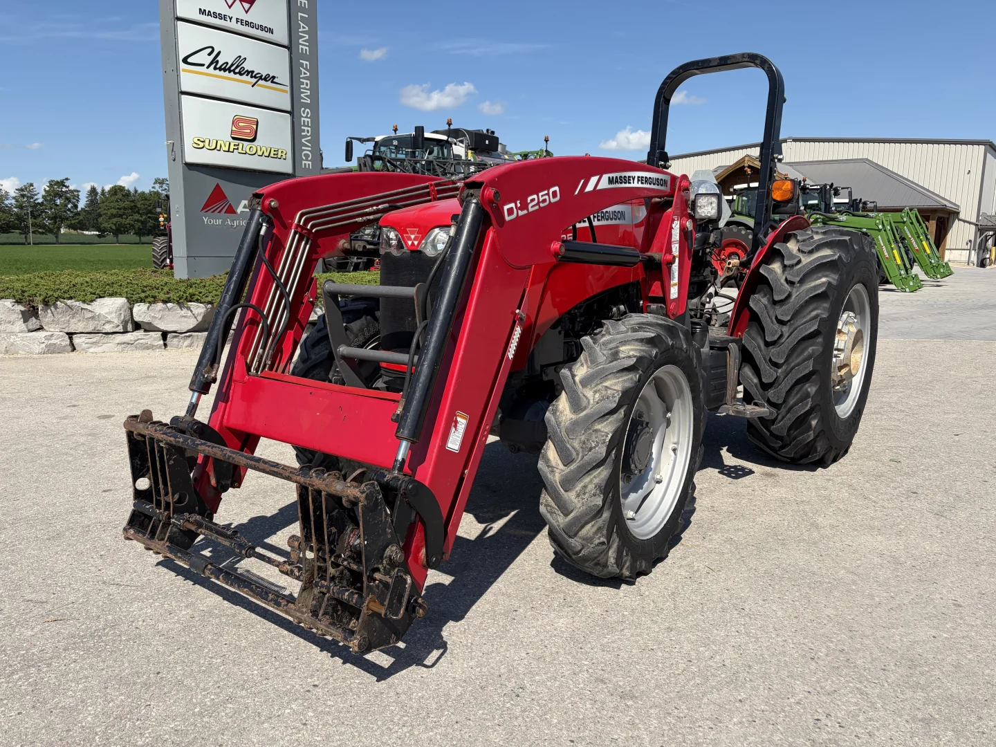 Used 2012 Massey Ferguson 2635
