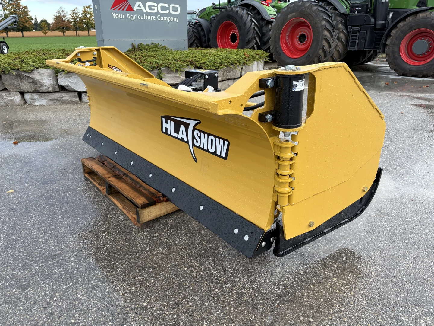 New 2026 HLA SB3230W813